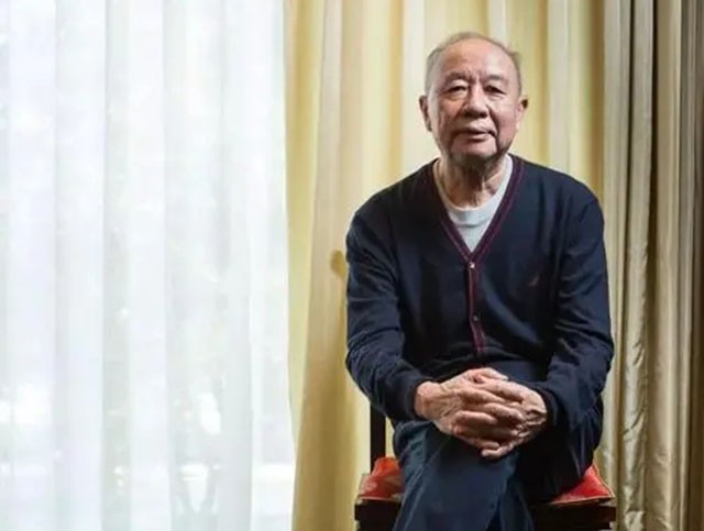 99年“首富”牟其中入狱，妻子携子赴德，小28岁的小姨子却未离开