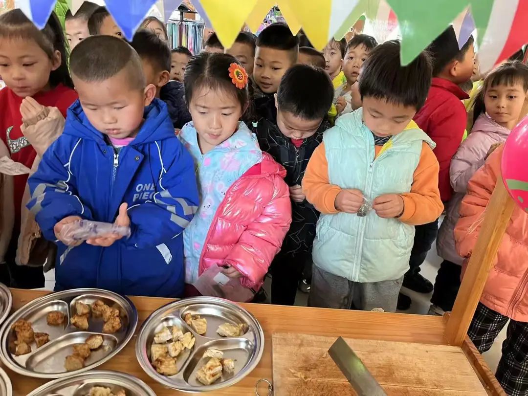 浓情中国年 欢喜逛庙会：宁阳县文庙中心幼儿园举办新年庙会活动