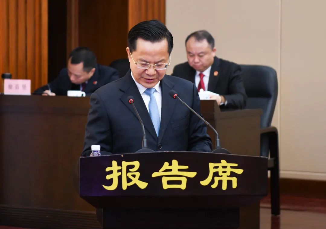 市五届人大常委会举行第五十次会议
