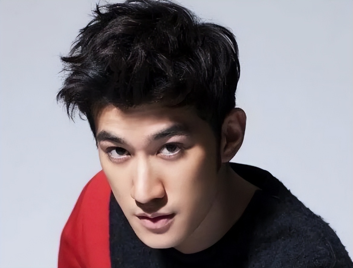 "大长脸"男星我只服这9位,去年一滴相思泪,今年才流到嘴边?_男演员网