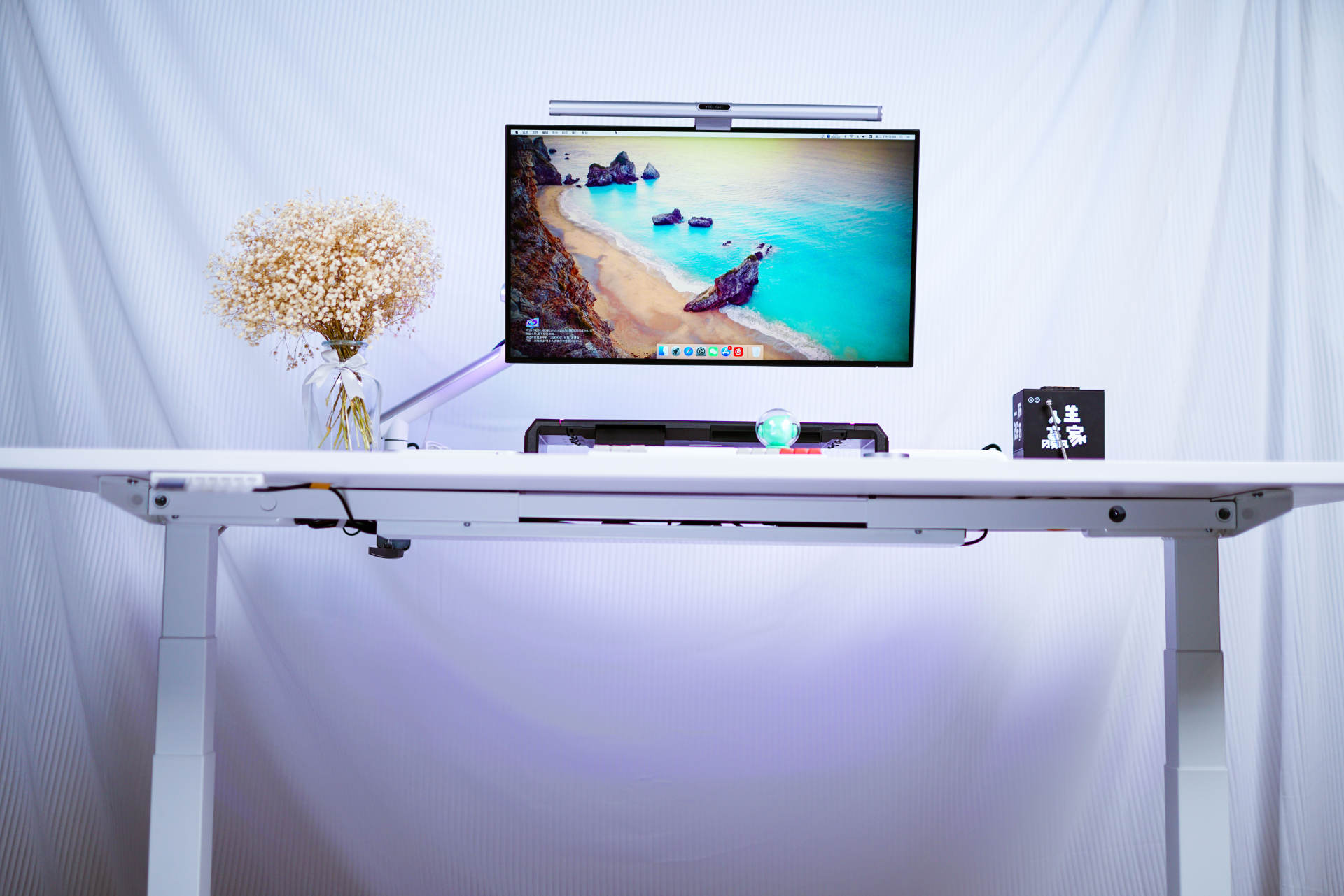 你还没用升降桌么？这款桌子亲测好用