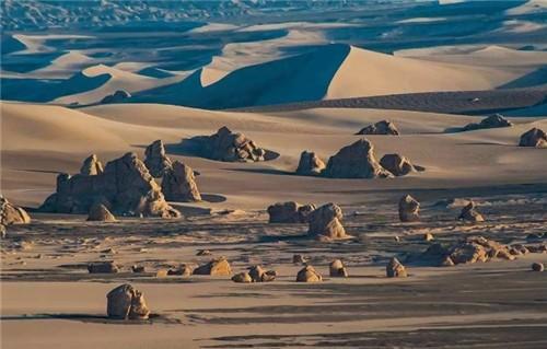 为何双鱼玉佩是本世纪以来的传闻更具有新时代的科幻传说