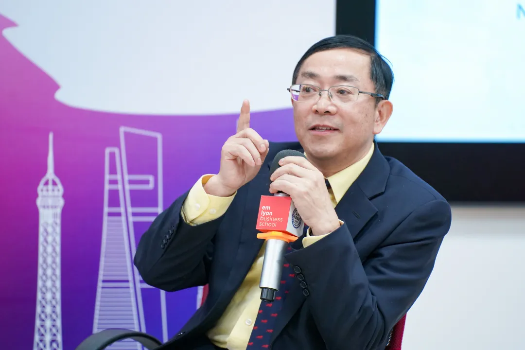 上外-里昂金融双学位MBA职业发展论坛暨企业导师见面会成功举行