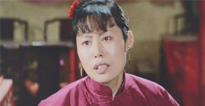 但真正让大家记住他的,还是七十年代的经典影视剧《骆驼祥子》.