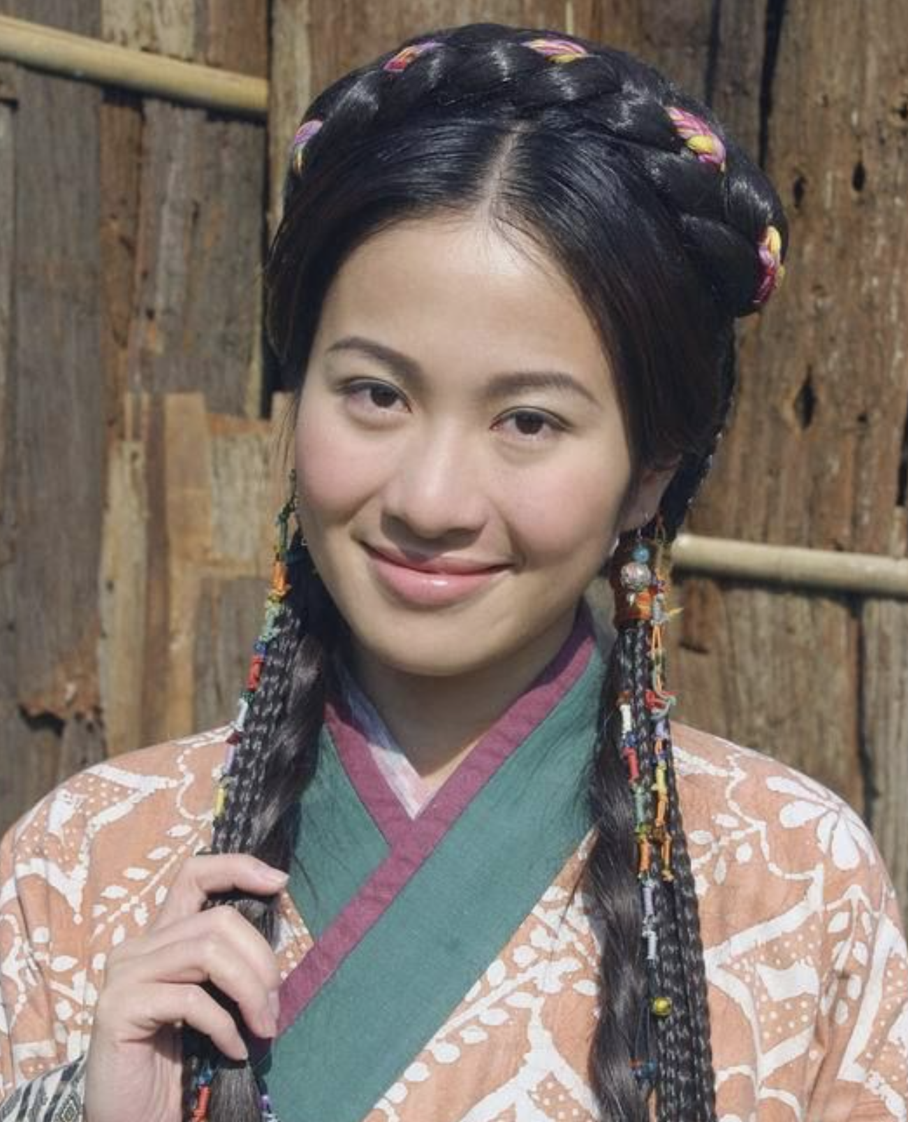 她的"上官海棠",她的"川岛芳子",至今都让人难忘,也无可取代.