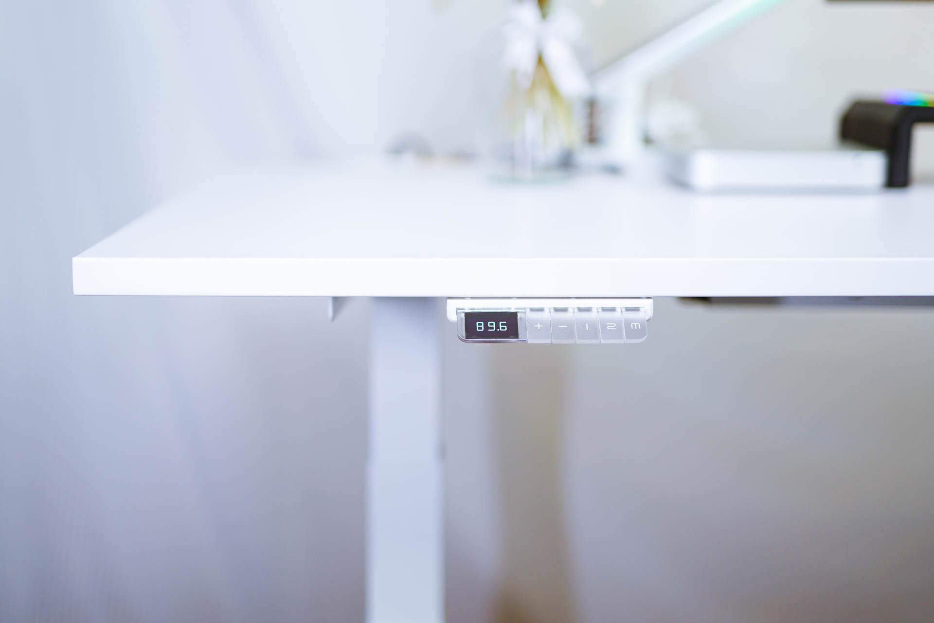 你还没用升降桌么？这款桌子亲测好用