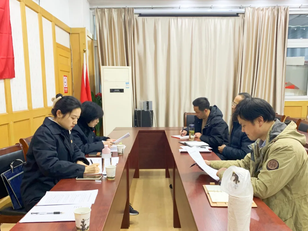 检教同行，共护未来——镜湖区人民检察院与镜湖区教育局开展未成年人保护工作座谈会