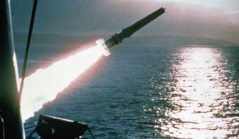 ��Ը���������𽢣�Ҳ��ҪӢ���Ƚ��������й�����051S��Ŀ������