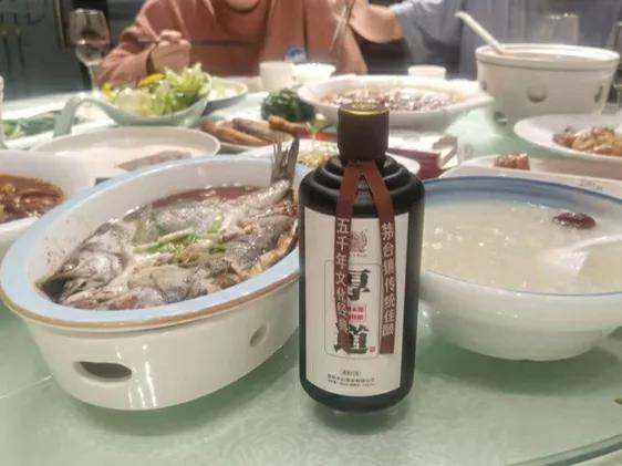 今年春节送什么酒好（春节送礼选什么酒）