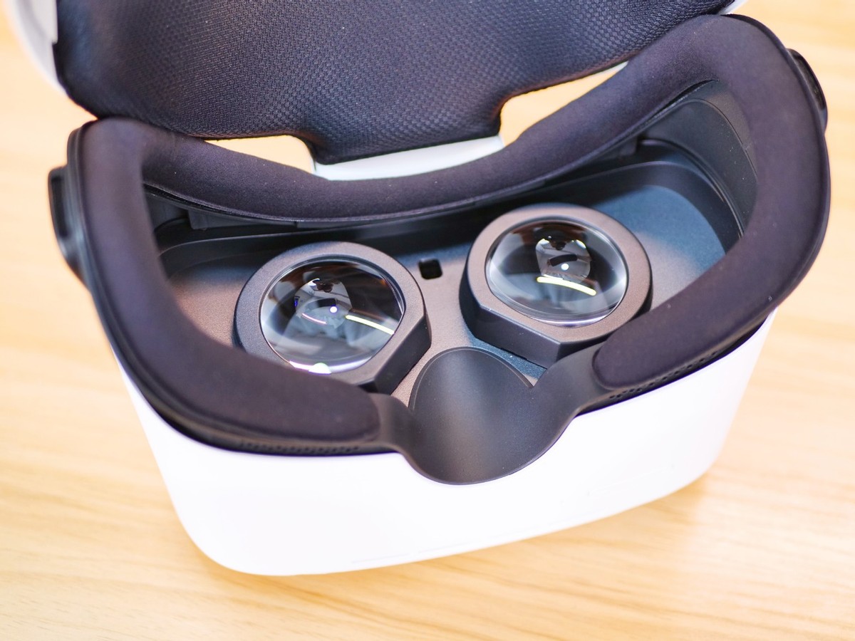 千元旗艦級(jí)愛(ài)奇藝VR免費(fèi)了？搭載高通驍龍芯片，一家人都能玩起來(lái)