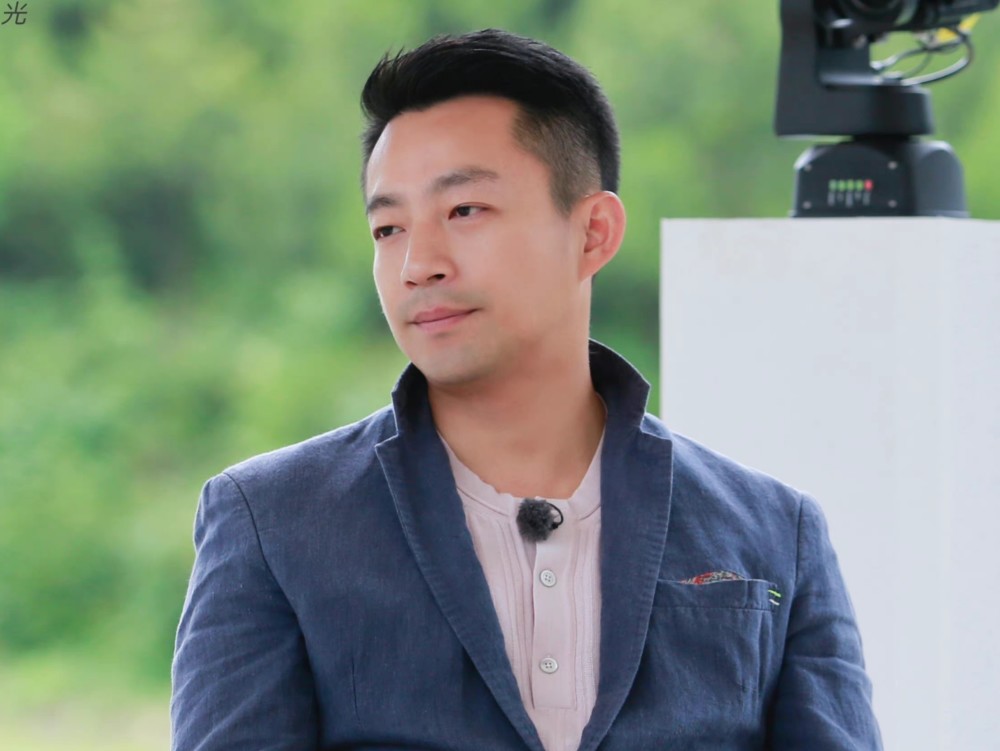 台媒爆大s患病在床,具俊晔卷2个亿跑路,如今汪小菲伸出援助之手最新