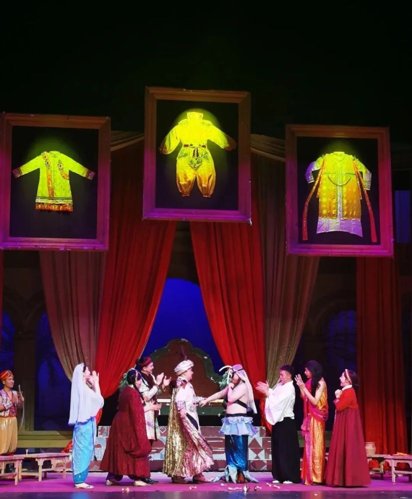 2022开年大戏！开心麻花皇帝的新娘本周来渝