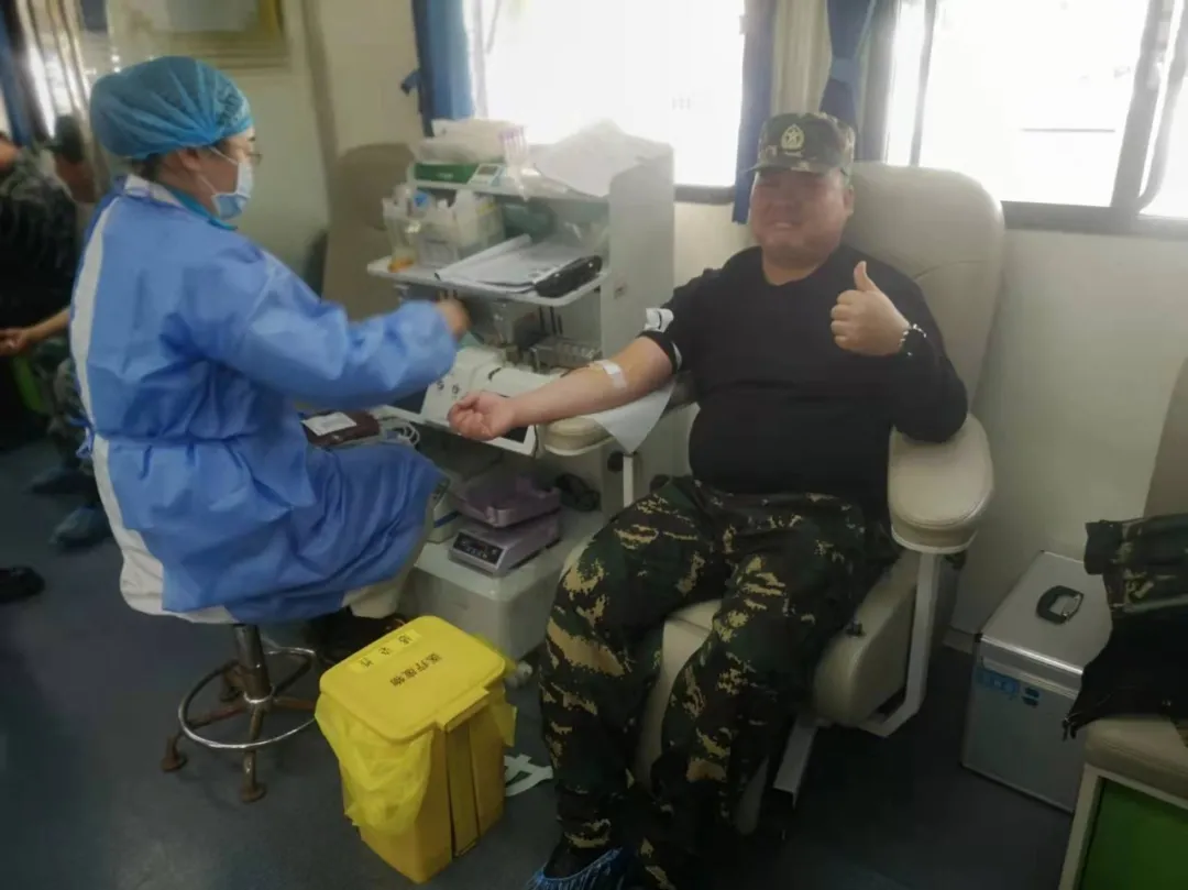 渭南战旗华洋老兵代驾热血献社会