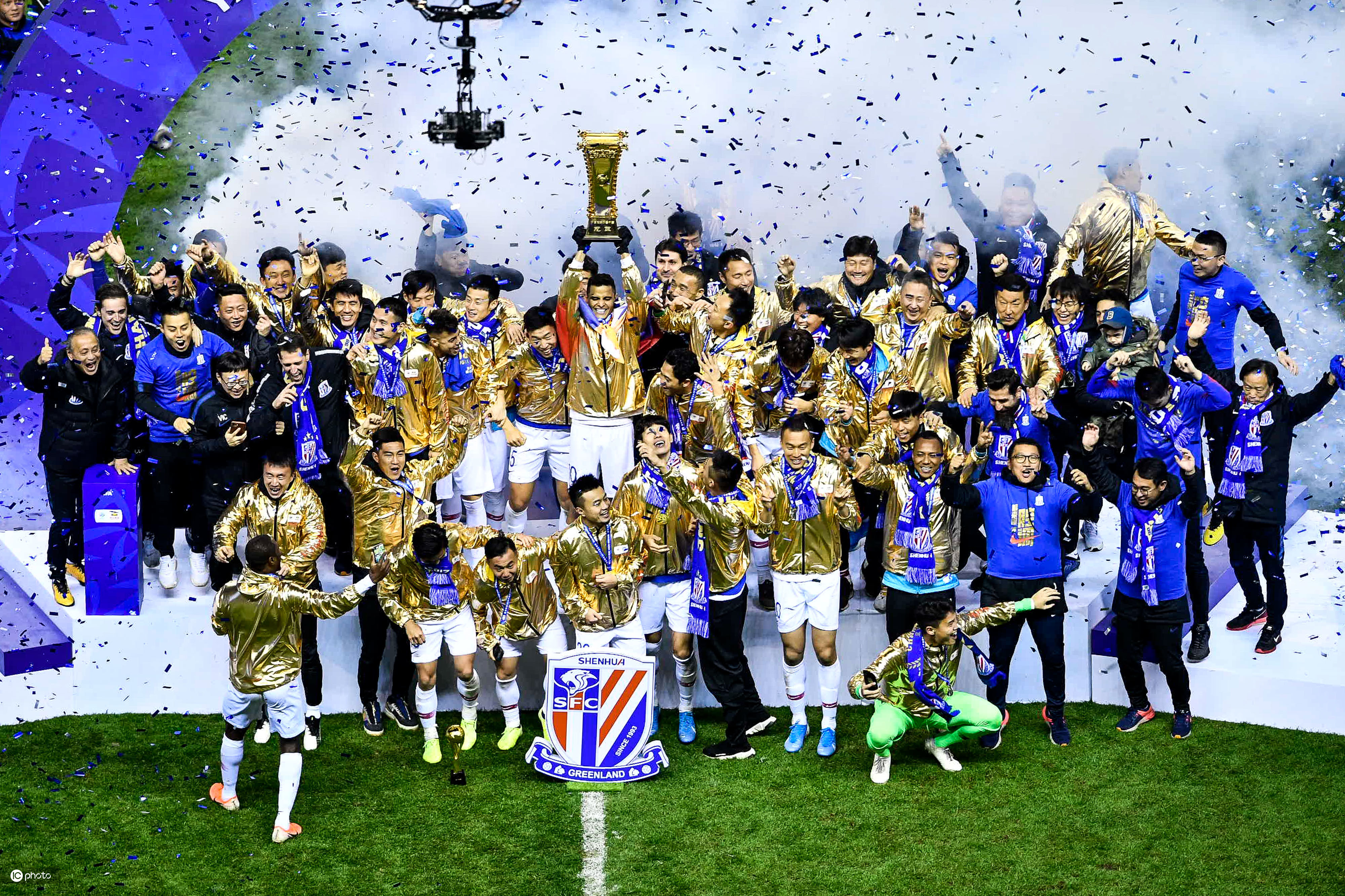 上海申花的财政危机与球迷的焦虑,在近期,上海申花遭遇了严重的财政