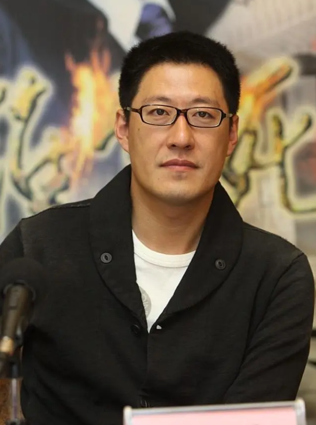 于震:娶小13岁辛月,婚后连生三胎,如今一家五口其乐融融最新消息动态