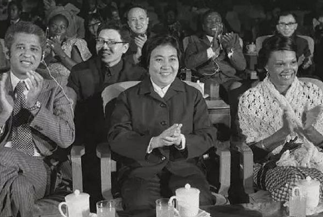 1977年吴桂贤向华国锋提出辞职，吴桂贤：我想回到纺织厂继续工作