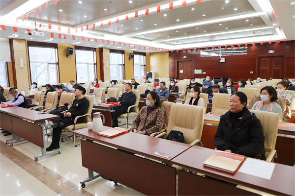 北京师白艺术研究会第五届第三次理事扩大会议在北京举行