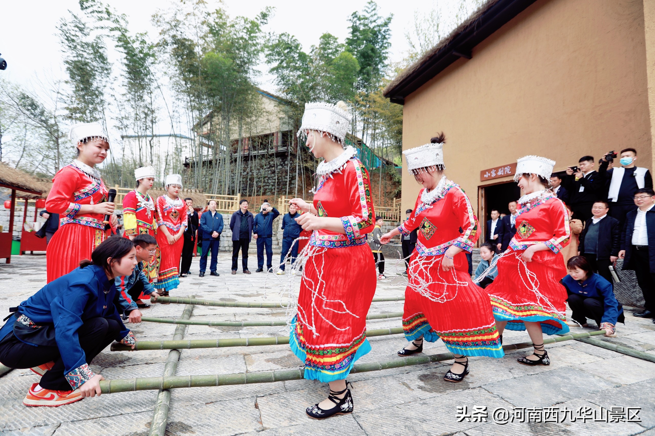 西九华山中原竹寨荣获“跨界艺术空间”奖项