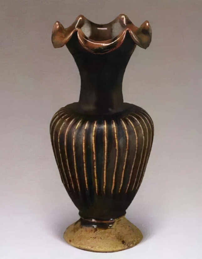 瓷器收藏人必看必懂的知识，瓷器老化痕迹鉴定百余条技巧