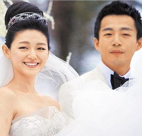 曝大s流产后拖病体与汪小菲办婚礼,谷爱凌衣不蔽体被吐槽…最新消息