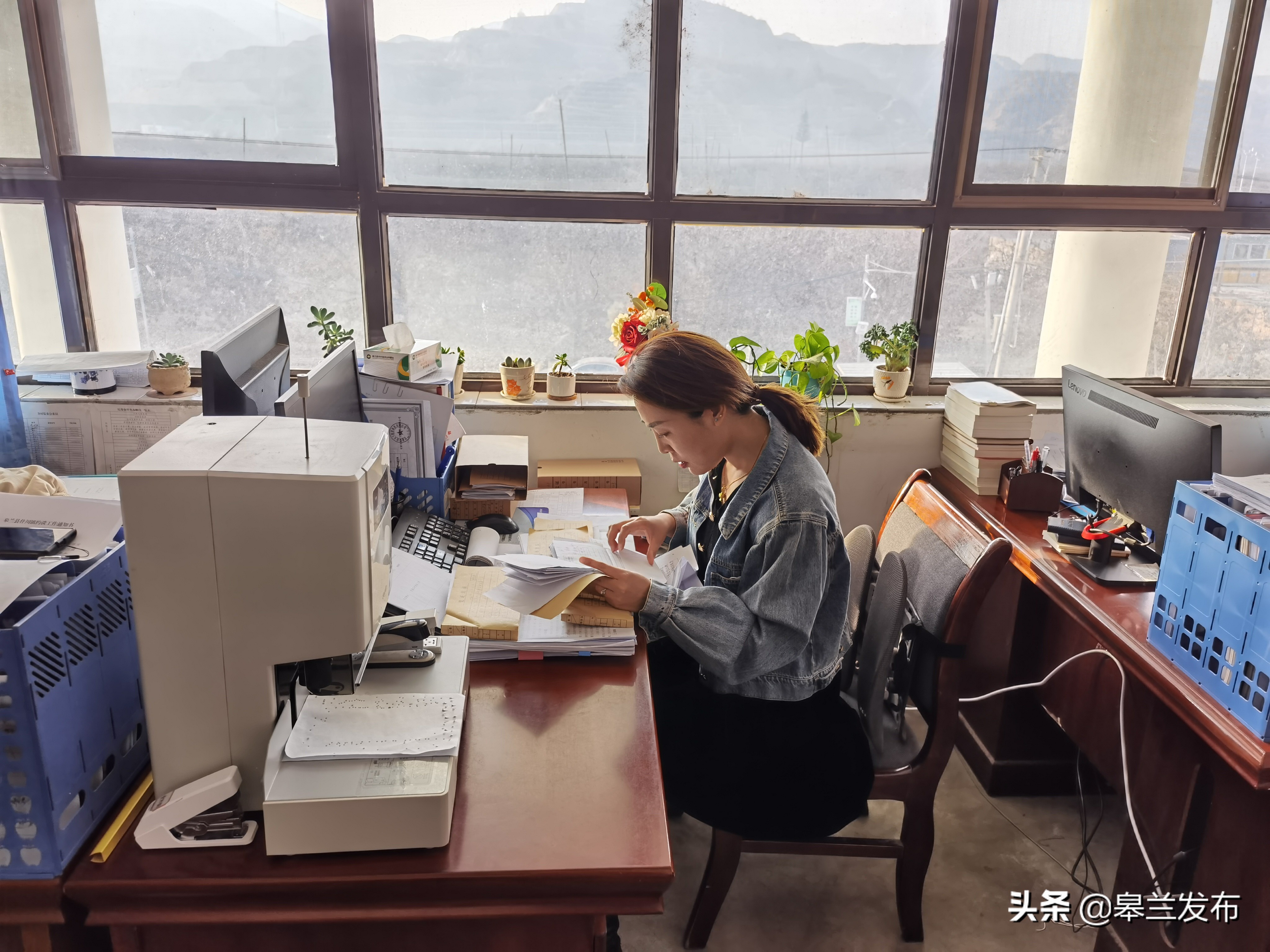 ������ʲ�����ί�������� �غô弯�塰Ǯ���ӡ�