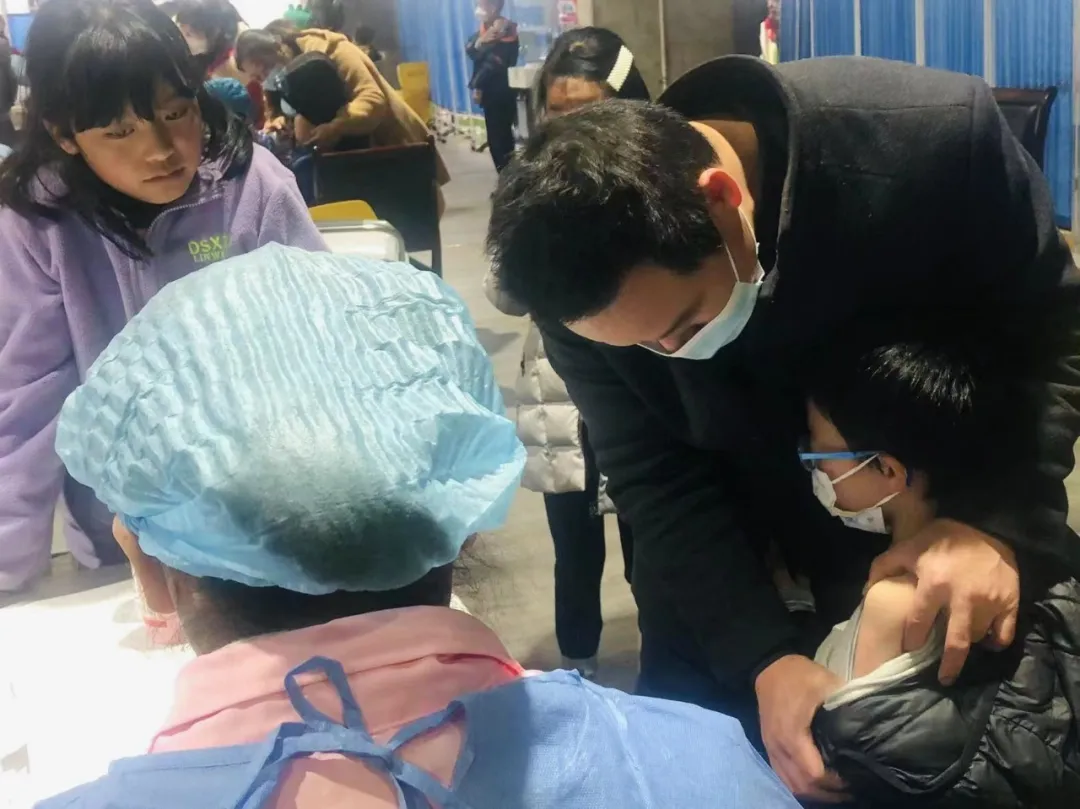 四川天府新区新兴小学——以爱的名义，为“新小娃”健康护航