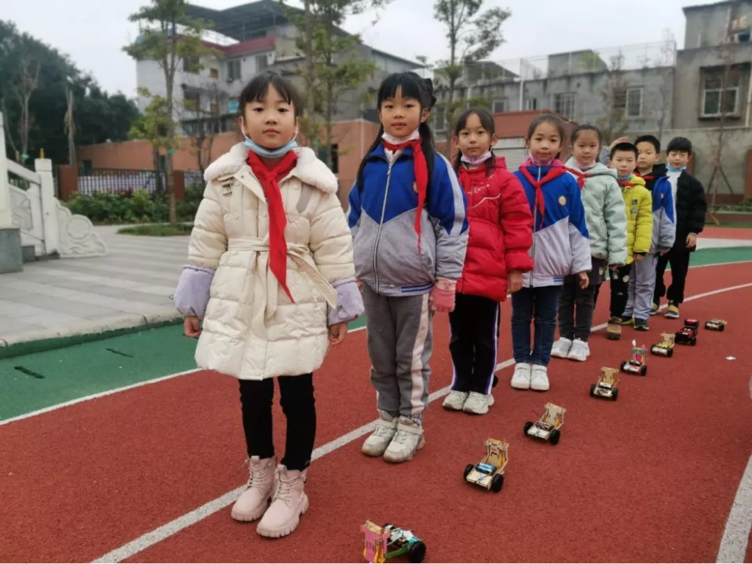 2021年成都市青少年机器人竞赛“物流之星”中和小学分赛场
