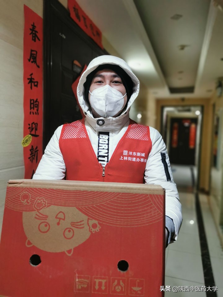 抗击疫情 陕西中医药大学留学生志愿者在行动