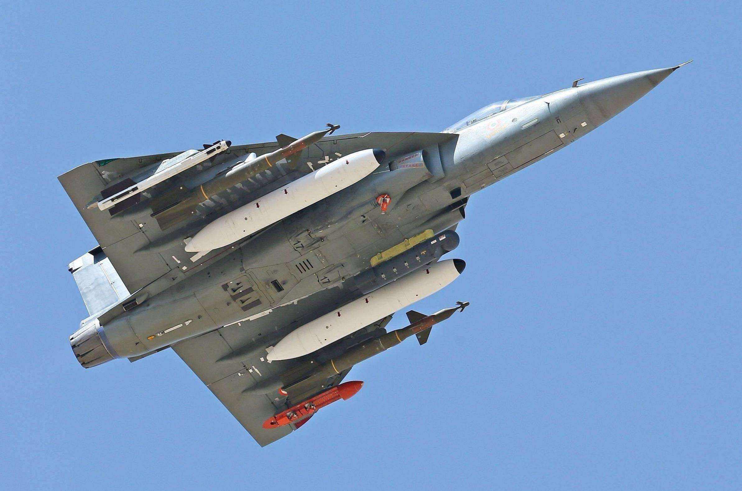 �й����⼷�����ǣ�ӡ��˹̹���շ�������������Ǯ��ֻΪ���߹��