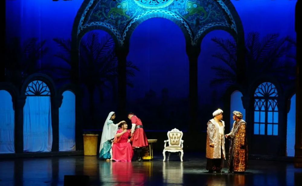 2022开年大戏！开心麻花皇帝的新娘本周来渝