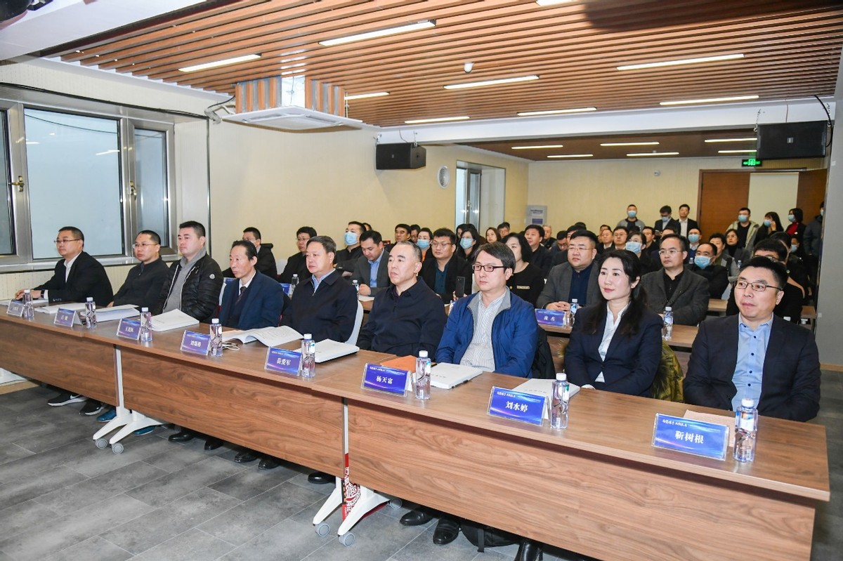 蔚县2022年招商引资推介会 暨项目签约仪式召开