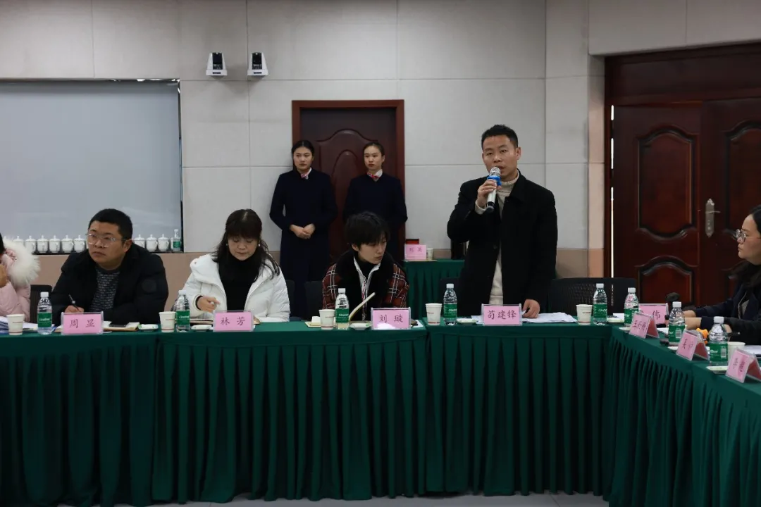 天府新区职业学校丨乘风破浪正当时 不待扬鞭自奋蹄