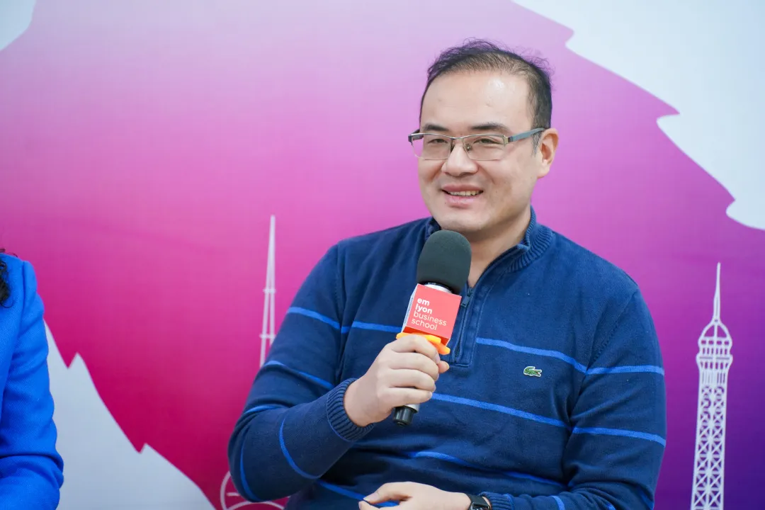 上外-里昂金融双学位MBA职业发展论坛暨企业导师见面会成功举行