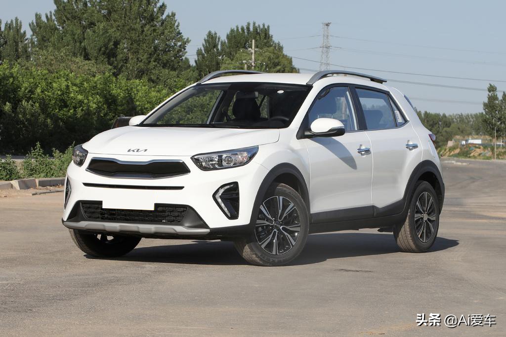 小排量合资家用SUV,价便宜空间够用,省油还是自动挡,实拍起亚奕跑
