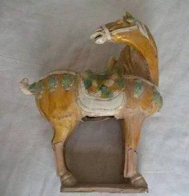 瓷器收藏人必看必懂的知识，瓷器老化痕迹鉴定百余条技巧