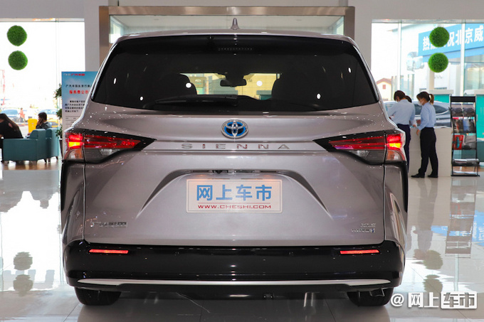 广汽丰田赛那上市，售30.98-40.58万，看完价格别克GL8放心了