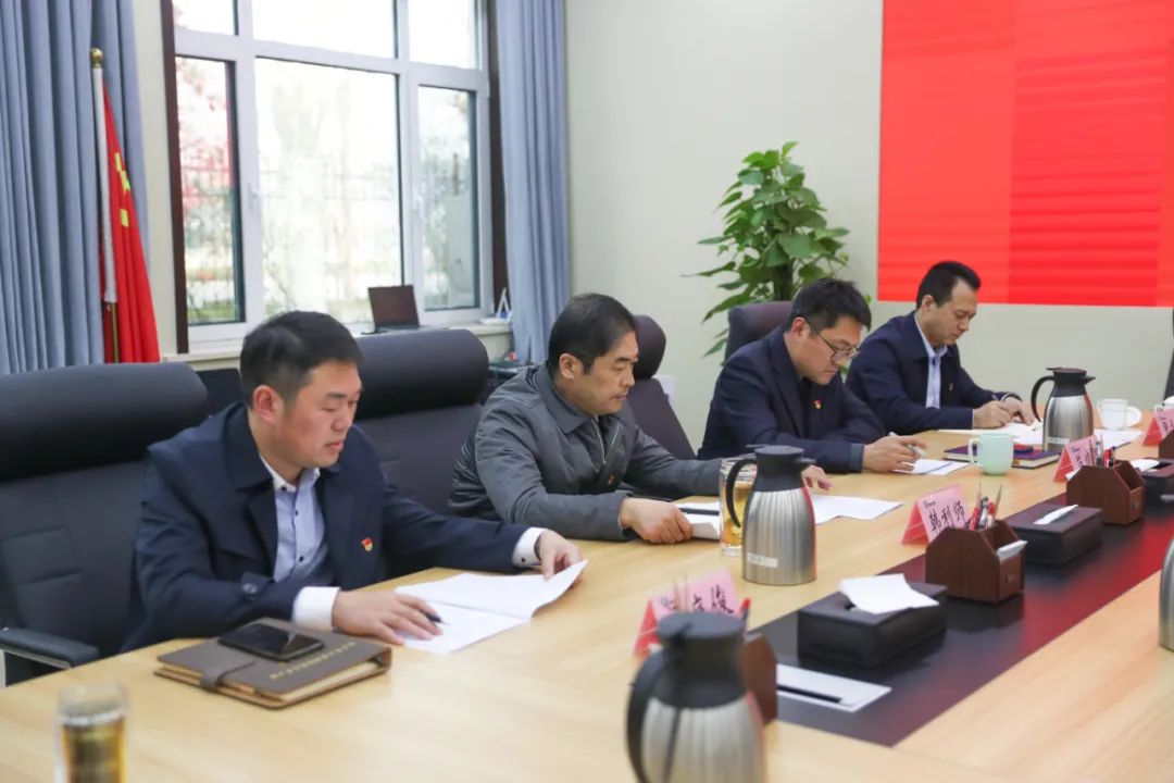 济南新材料产业园区召开党工委（扩大）会议学习贯彻党的十九届六中全会精神
