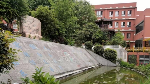 修文縣扎佐第二小學(xué)獲得這個(gè)稱號(hào):貴陽(yáng)唯一(圖1) 修文縣扎佐第二小學(xué)獲得這個(gè)稱號(hào):貴陽(yáng)唯一(圖1)