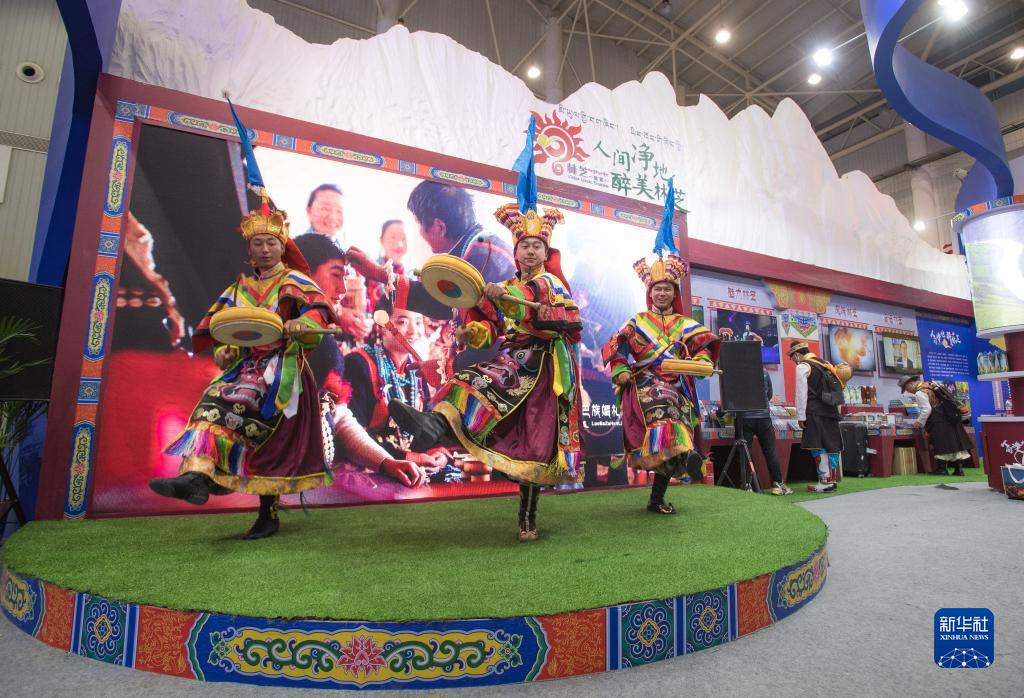 新华全媒+丨首届中国（武汉）文化旅游博览会开幕