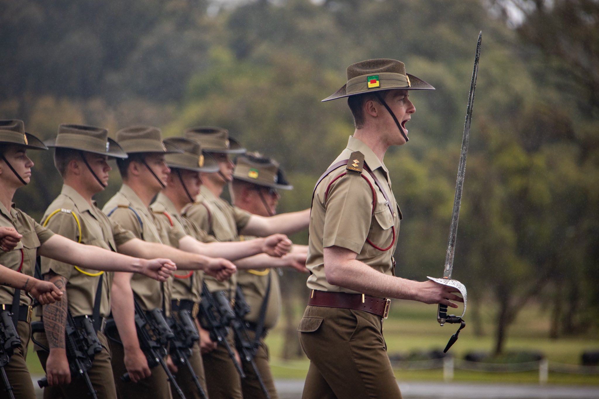 �Ĵ�������ᱨ��Ĵ��������ľ���ģ̫С���޷�Ӧ�����й����ܵĳ�ͻ