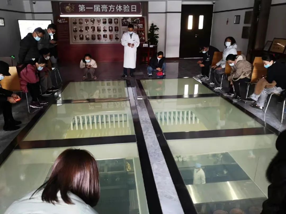 岳阳医院举办“岳阳膏方”体验日活动，弘扬中医药文化