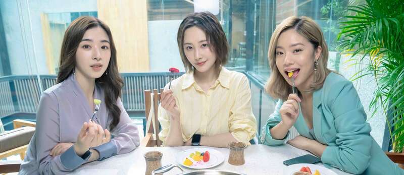 8.4分《爱很美味》：“马卡龙式”轻喜剧如何揭示现实