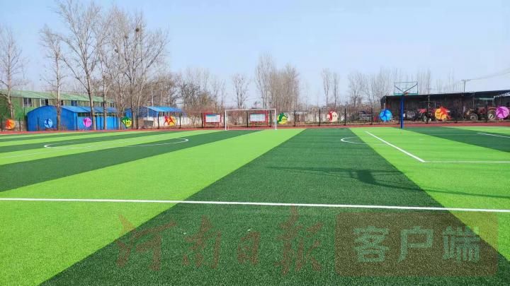 新鄉(xiāng)市高新區(qū)關堤鄉(xiāng)大介山小學“煥然一新”(圖2)