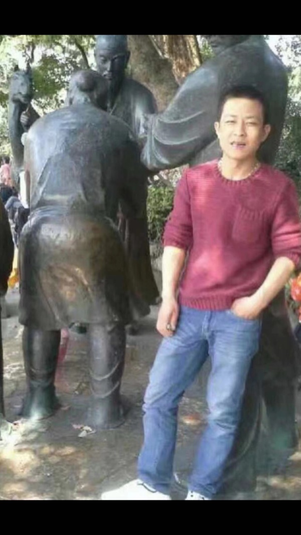 安徽宿州42岁男子因倒垃圾一事被邻居杀害 一审判决凶手死缓