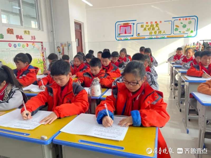 定陶区第四实验小学举行学生习作比赛活动(图2)