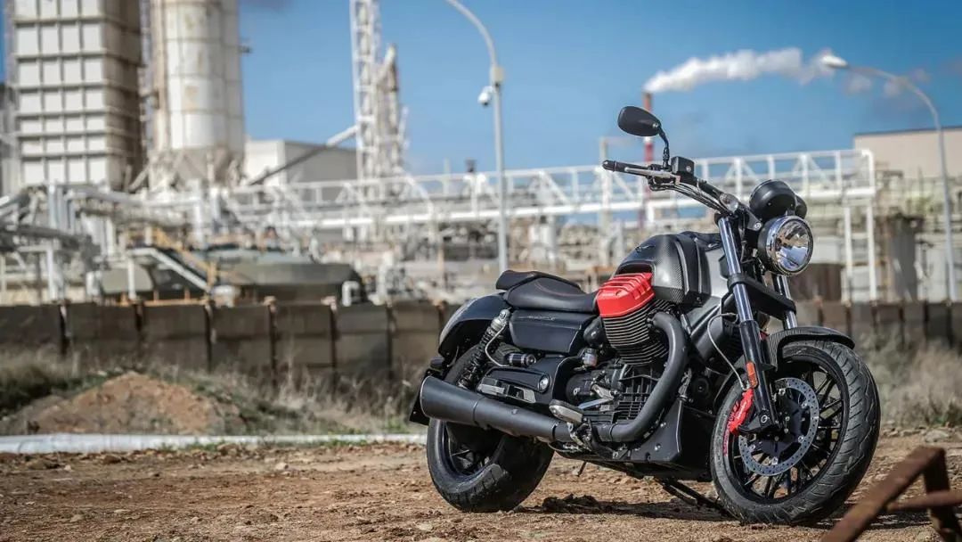 Moto Guzzi百年工廠煥新，展現未來主義特色