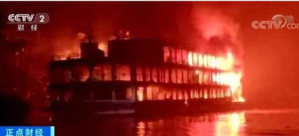 超载客船爆炸燃烧近3小时！至少41人死亡 幸存者：许多人跳船自救 老人小孩被困