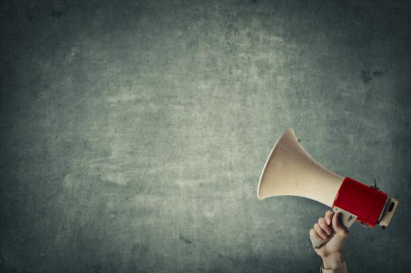 辽宁抚顺爆燃事件调查结果公布，系网上逃犯释放燃气自杀