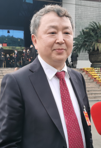 四川省政协委员张勇：大力培养新型中医药人才 要在多学科进行交叉渗透