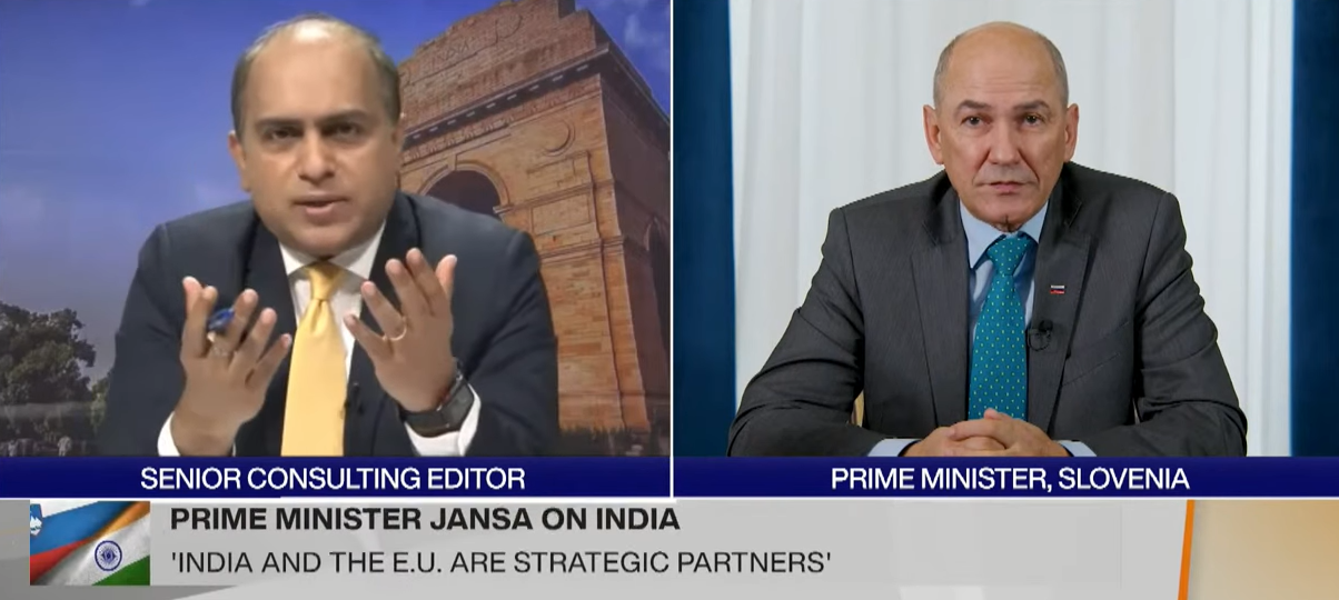 ˹̨ۺ󣬱ҵͷԵͬʱ